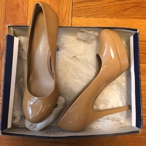 Arturo Chiang Nude Pump Heel